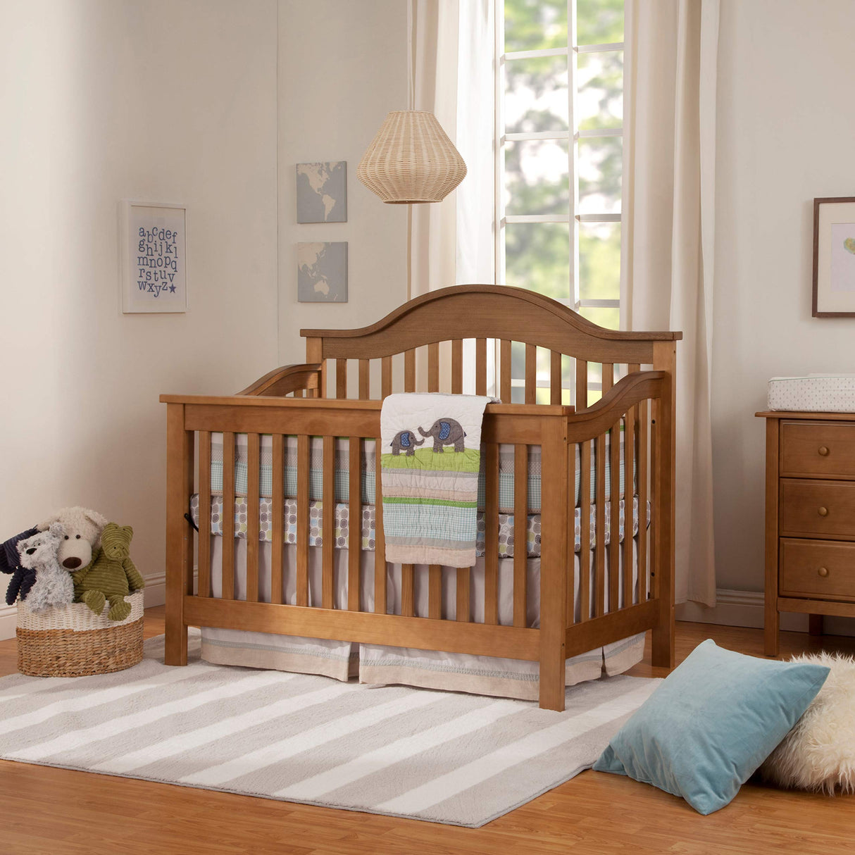 DaVinci Jayden 4-in-1 Convertible Crib in Chestnut, Greenguard Gold Certified DaVinci
