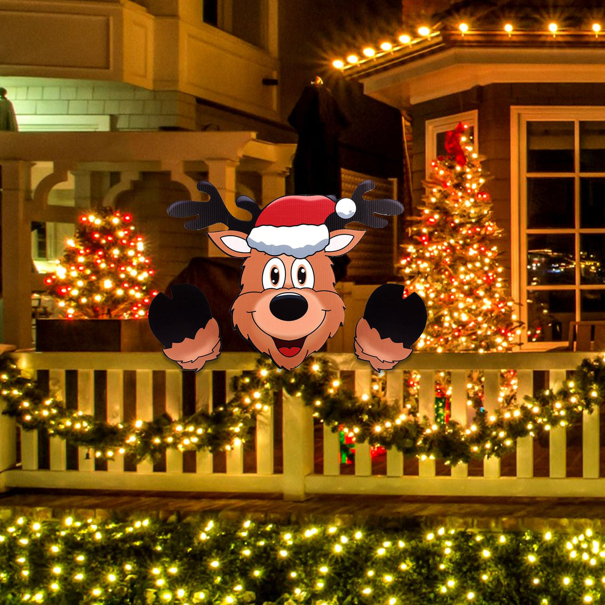 Christmas Fence Peeker Decoration, Over The Fence Holiday Outdoor Yard Reindeer Peeker for Garden Fence PEUTIER