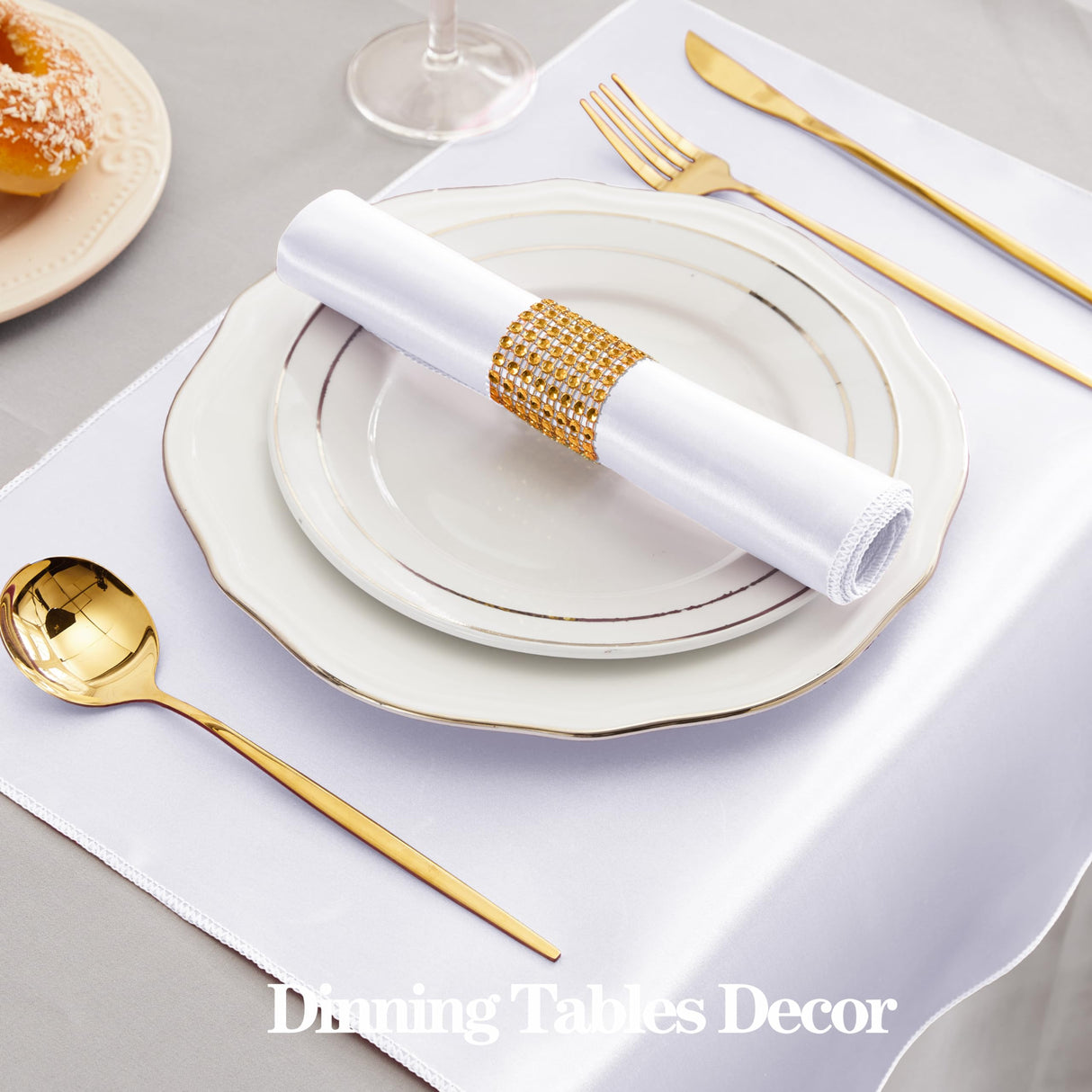 RUDONG M 100 Pcs White Satin Napkins and Napkin Rings Set, 17 x 17 Inch Square Cloth Napkins Set of 50, Silky Soft Table Napkins Bulk for Weddings, Banquet, Parties Dinner Decoration RUDONG M