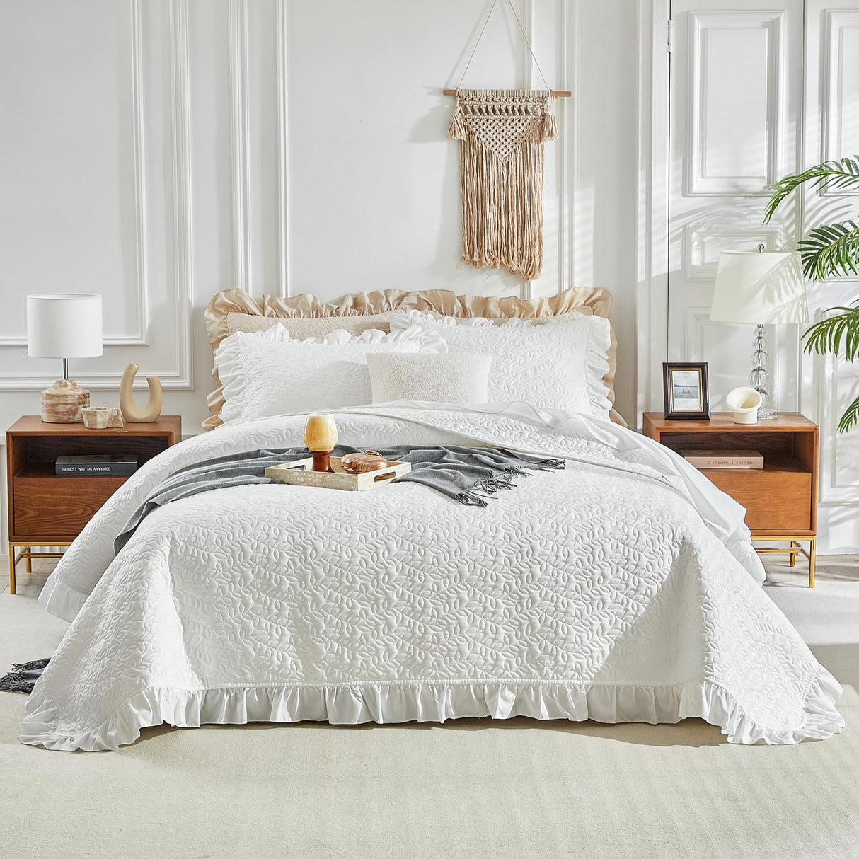 Ruffled Quilt Set California King Size 100 * 114 in - 3 Pieces Solid Shabby Chic Farmhouse Ruffle Bedding Rustic Coverlet & Sets Lightweight Fluffy Summer Oversized Bedspread with Shams - White UOZZI BEDDING