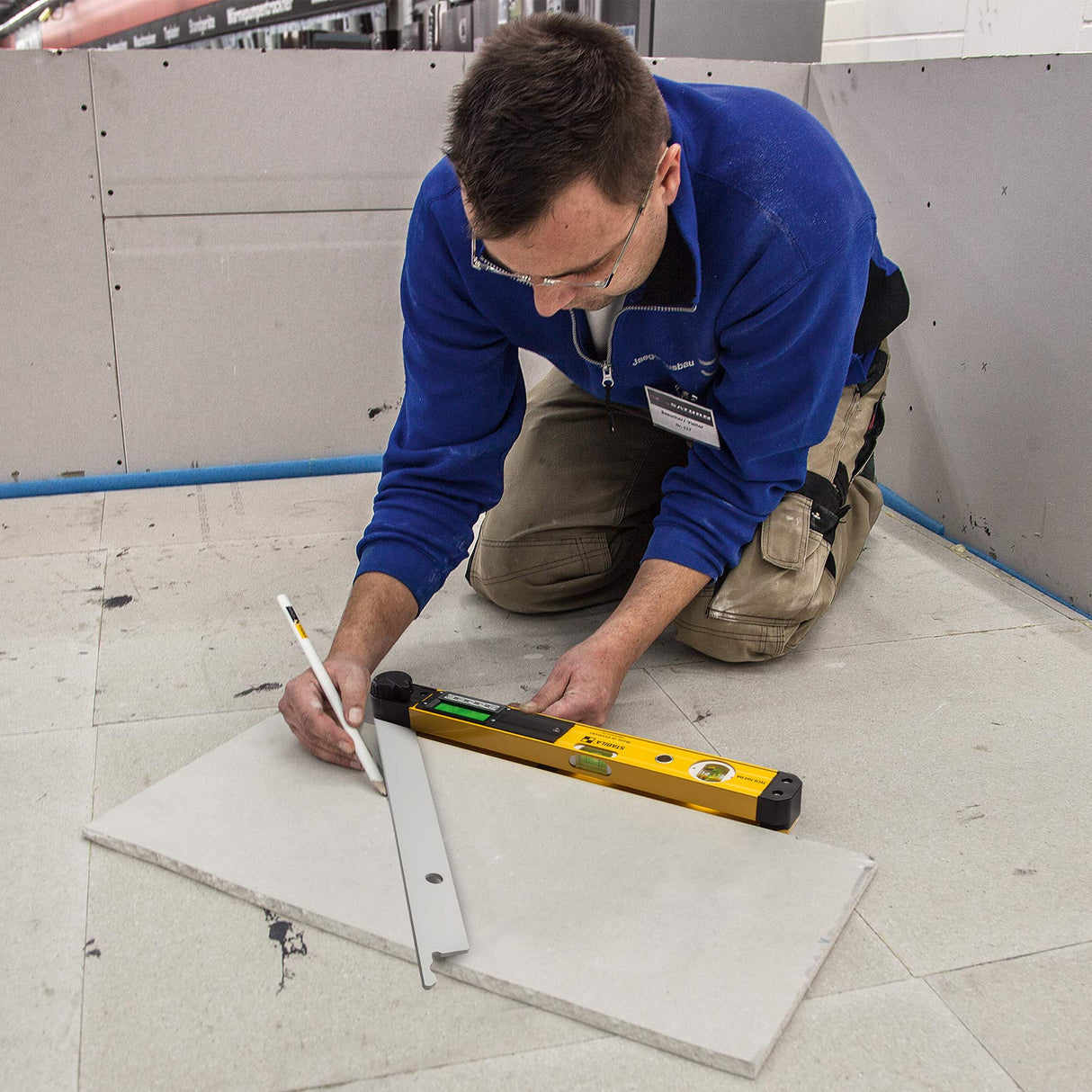 STABILA 39032 Digital Angle Measurer 32" Stabila