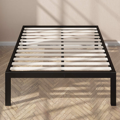 ZINUS Lorrick Metal Platform Bed Frame / Mattress Foundation / Easy, Bolt Free Assembly, King