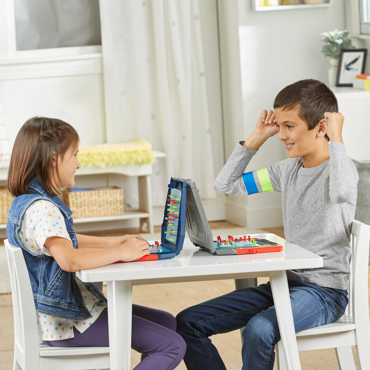 Battleship Classic Board Game | Strategy Games for Kids and Adults | Ages 7+ | 2 Players | Fun Kids Games | Family Games Hasbro Gaming