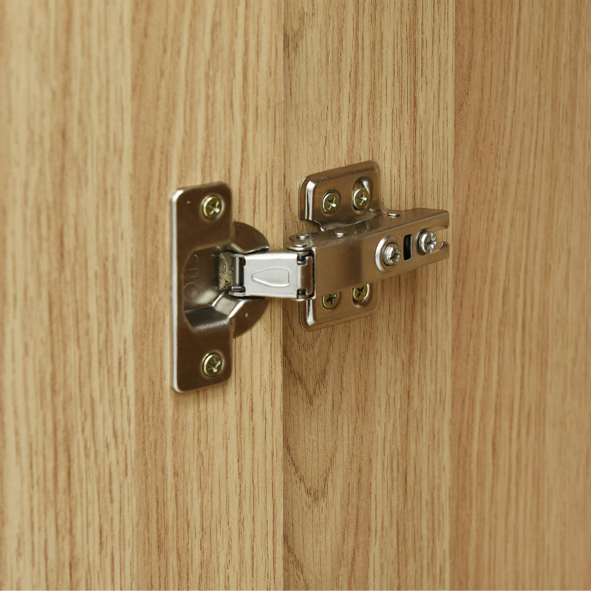 Quarte 4-Door Wardrobe with Full-Length Mirror, Shoe Storage & Anti-Tip Design, Modern Closet Organizer in White/Gray/Natural Wood (Natural/nn) Quarte