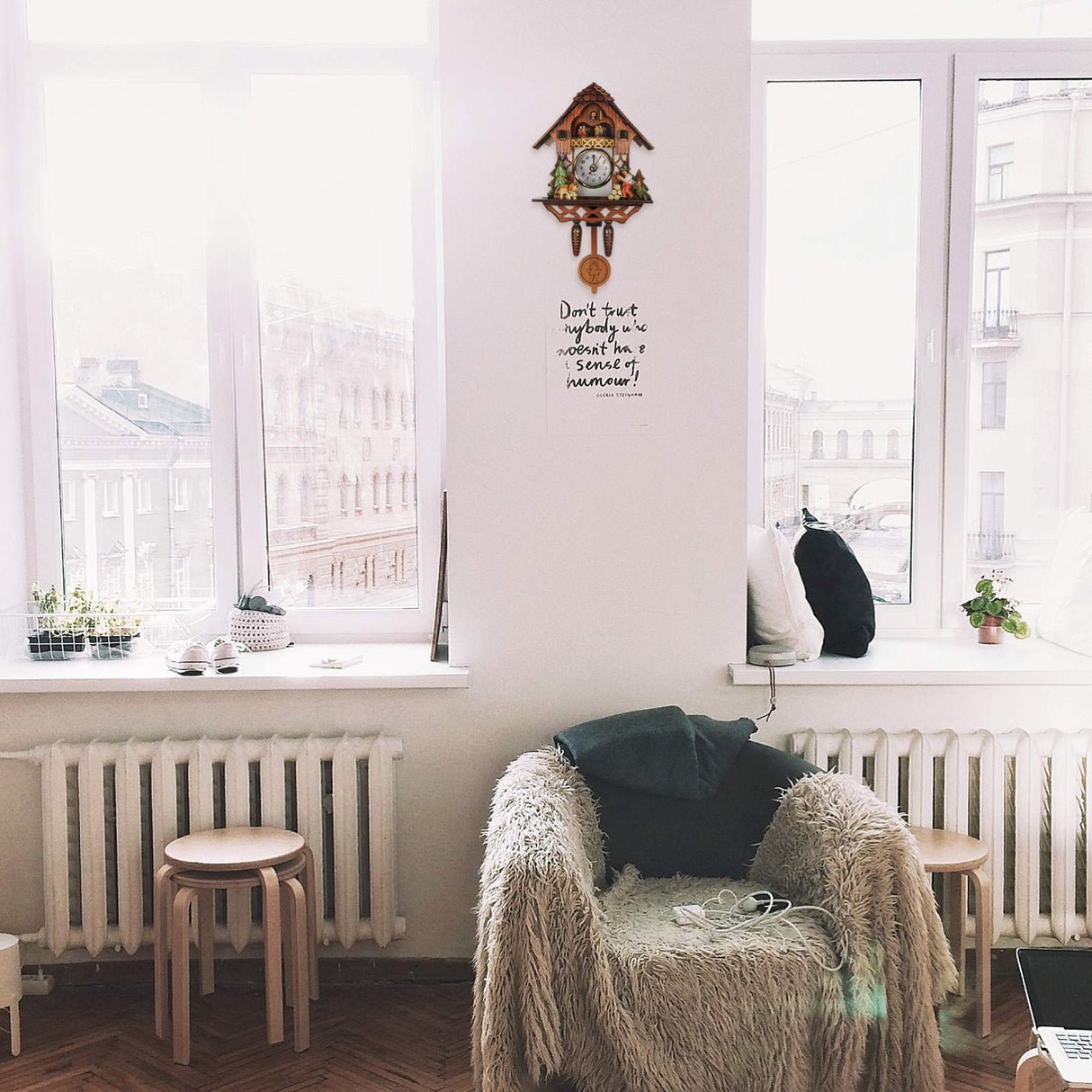 Vosarea Wooden Wall Clock,Small Clock Decor,Cuckoo Shaped Clock Antique Pendulum for Home Kids Room Bedroom Decor VOSAREA