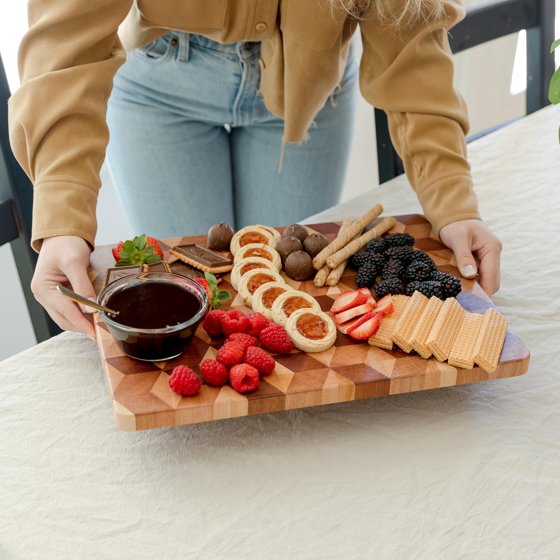 Handmade 3D Checkered Cutting Board with Feet - End Grain Wooden Chopping Board Butcher Block - Large Wood Serving Board Charcuterie Platter Made - WoodArtSupply