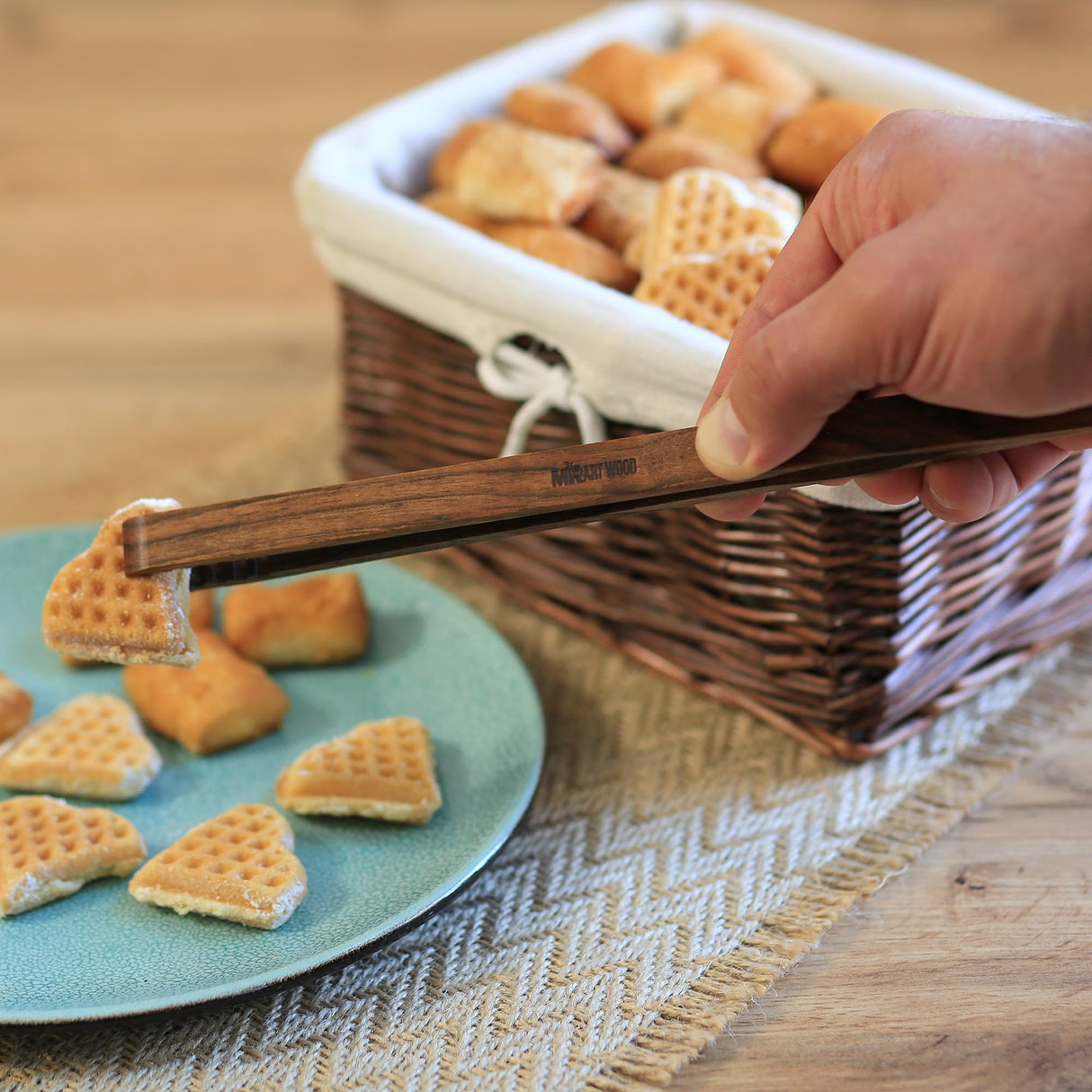 Mr.Art Ash Wood Toaster Kitchen Tongs (4-Pack), 10" Length - Ultra Grip, Ideal for Toast, Fruits, Bread & Pickles - Made in Europe (Walnut) Mr.Art Wood