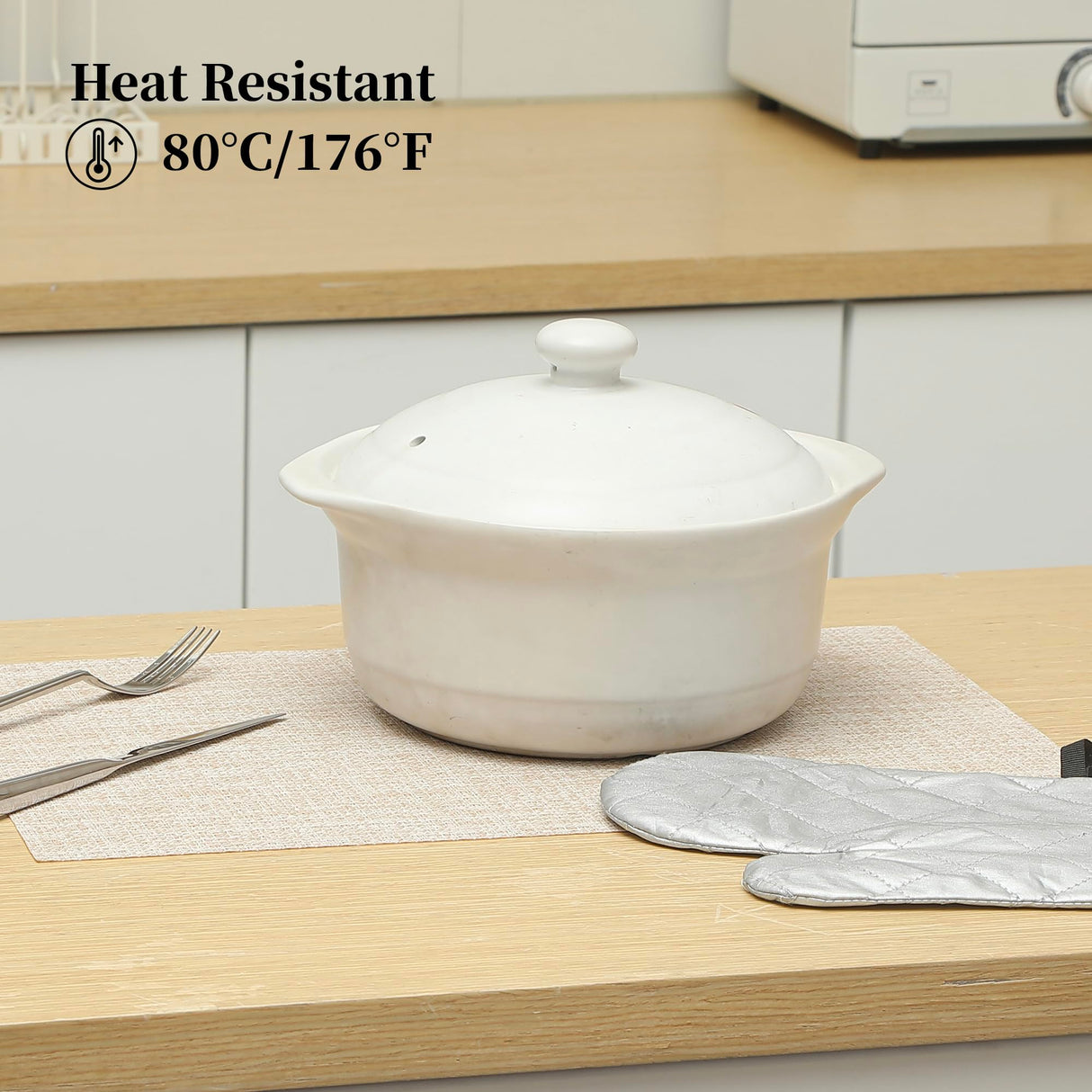 Leetaltree Beige Placemats Set of 4 - Heat Resistant Non-Slip Place mats for Dining Table, Washable Durable PVC Vinyl Woven Table Mats（Beige, 4） Leetaltree