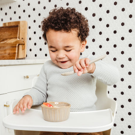 WeeSprout Silicone Baby Spoons - First Stage Infant Feeding Utensils With Soft-Tip, Bendable Kitchenware for Parent & Self-Feeding, Ultra-Durable, Dishwasher Safe, Travel Case, Set of 3 WeeSprout