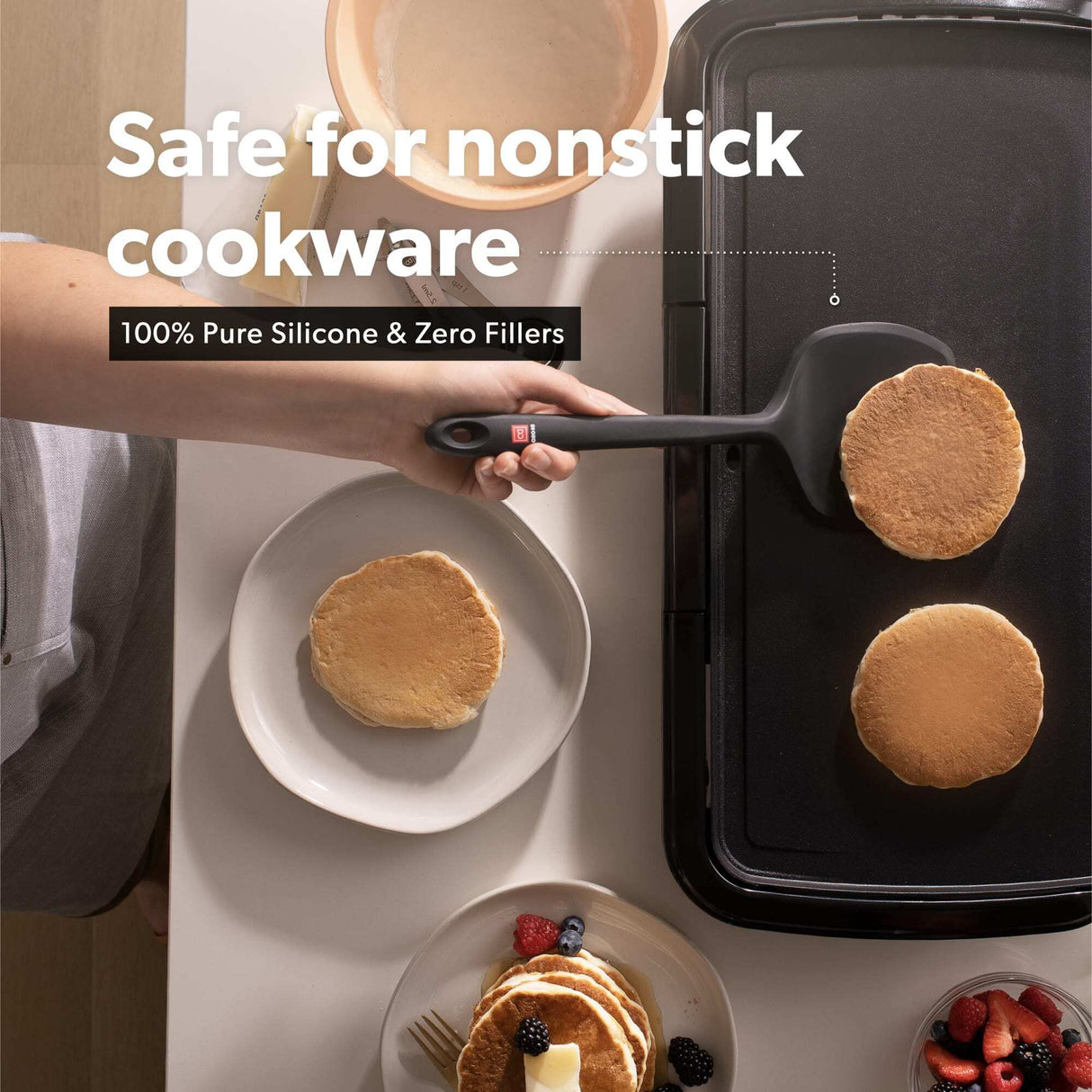 DI ORO Silicone Turner Spatula Set - Kitchen Spatulas for Nonstick Cookware - Cooking Utensils for Flipping Eggs & Pancakes - 600°F Heat-Resistant BPA Free Turners - Dishwasher Safe (4pc, Black) di Oro Living