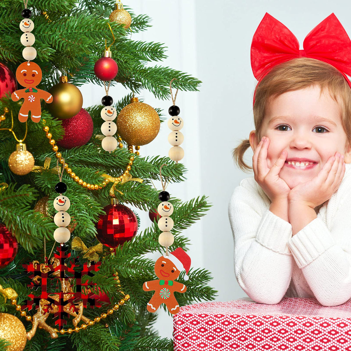 Queekay 160 Pcs Christmas Wooden Beads Snowman Wood Polished Rustic Farmhouse Craft with 32.8 Feet Rope for Xmas DIY Craft Supplies Wooden Beads for Gifts(Bead Style,Black and Wood) Queekay