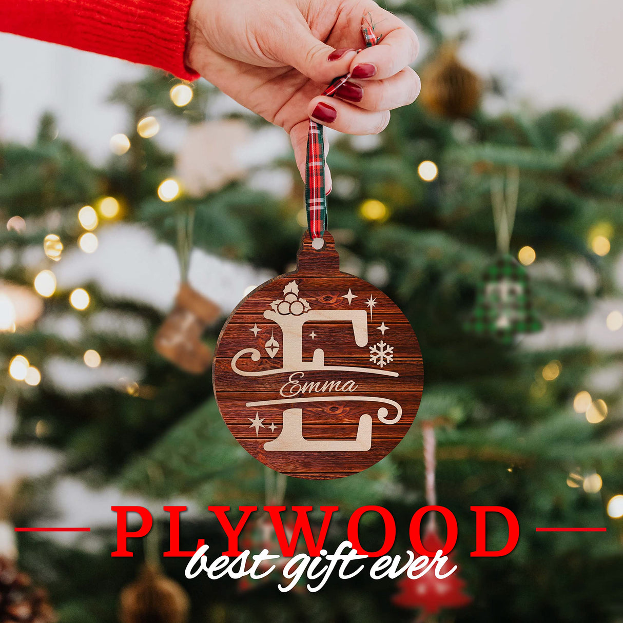 Christmas Initial Ornaments w/Name - 9 Pattern - Personalized Xmas Round Ornament Decor for Christmas Tree - Customized Noel Wood Gifts - Custom Wooden Circle Décorations C1 People People