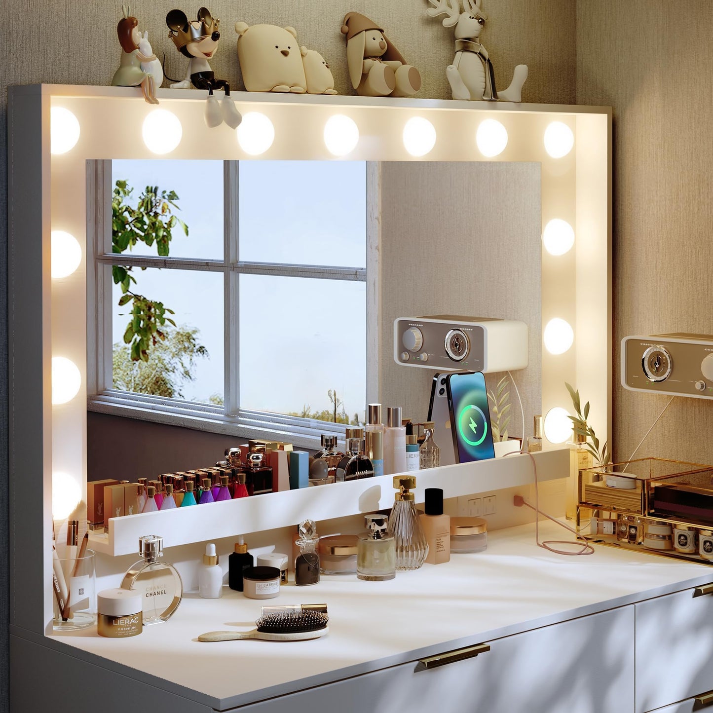 ALEXNUTRE Makeup Vanity Desk with Large Mirror and 13 LED Lights, Vanity Table with Power Outlet & 5 Drawers, 3 Lighting Color Adjustable, Vanity Desk for Bedroom and Dressing Room, White