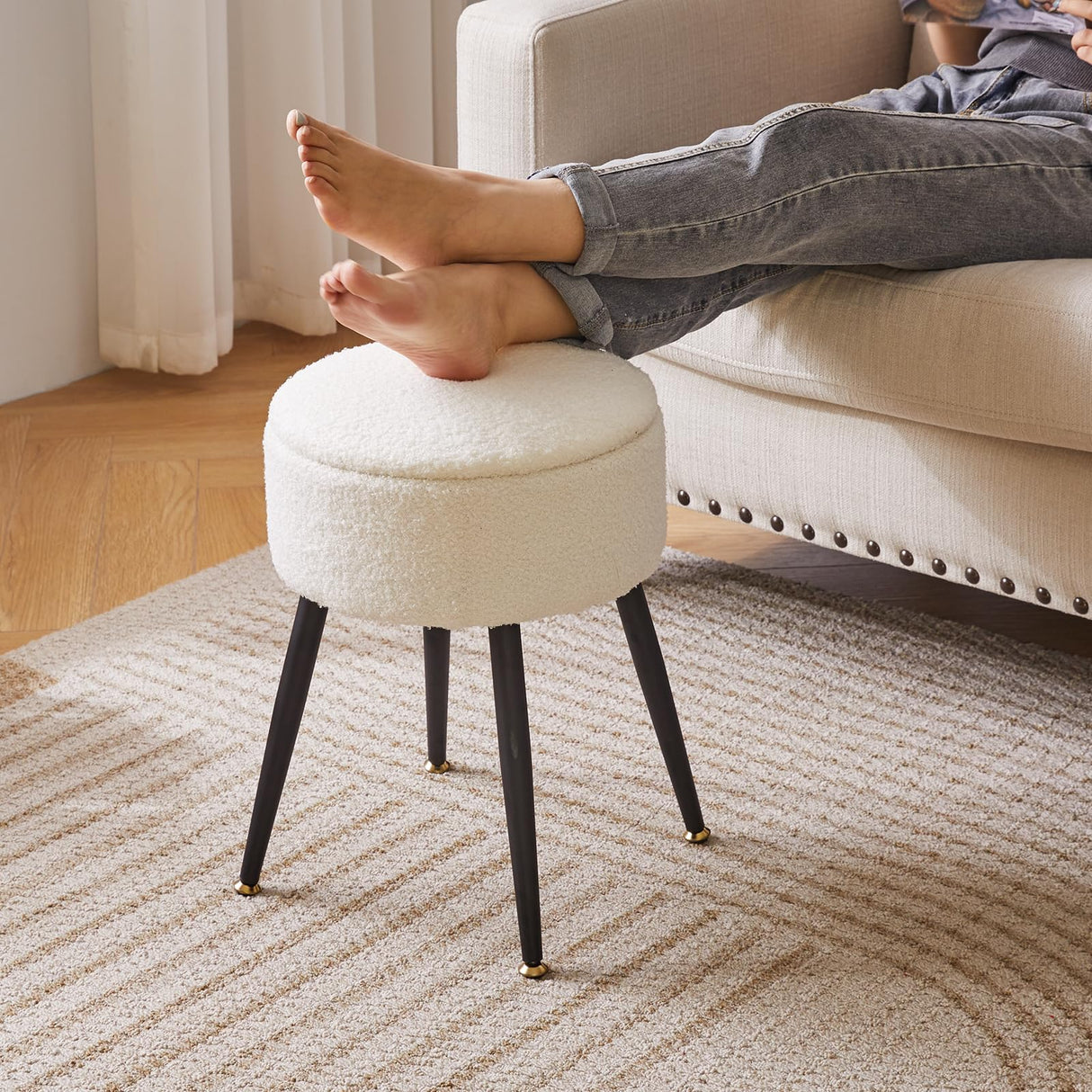 Aibiju White Ottoman with Storage Faux Teddy Fur, Round Storage Ottoman for Vanity, 13" D x 18" H Foot Stools Ottoman with 4 Metal Legs, Mushroom Stool for Makeup Living Room Warm White YD-RMS137W Aibiju