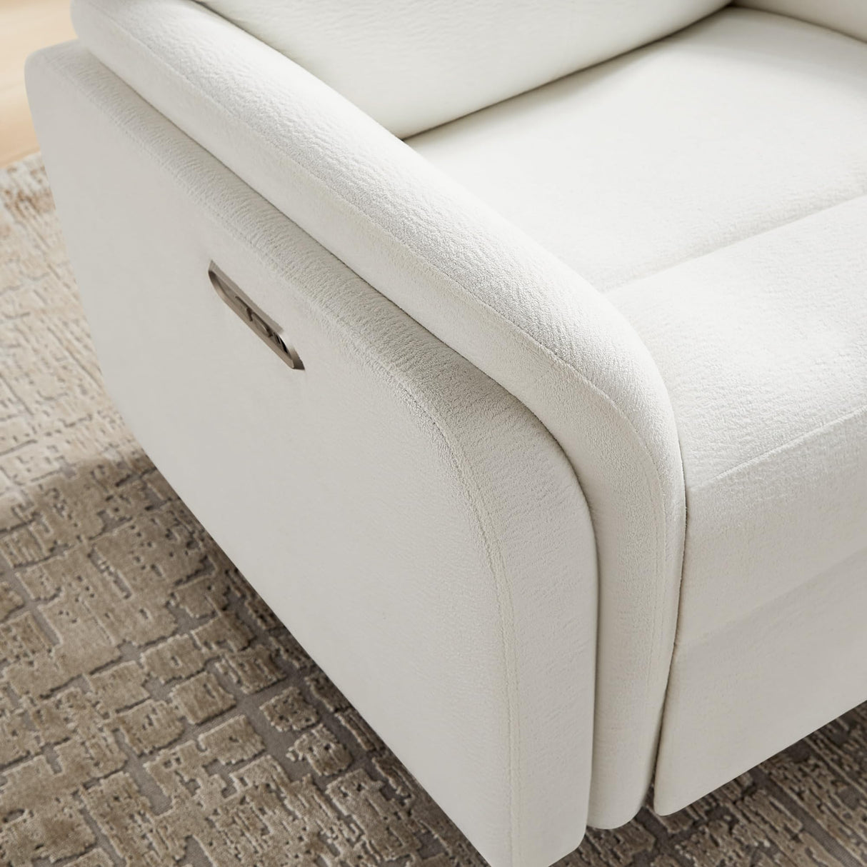 VANOMi Power Recliner Chair Swivel Glider, Electric Rocking Recliner Chairs with USB and Type-C Ports, Nursery Chair Recliner for Living Room, Bedroom, Apartment（White） VANOMi