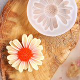Daisy Flower Silicone Mold, 2 PCS Flower Molds for Candle Making, 3D Flower Fondant Chocolate Candle Decoration Mold, Blooming Flower Mold for DIY Soap Candle Beeswax Resin Craft Hariendny