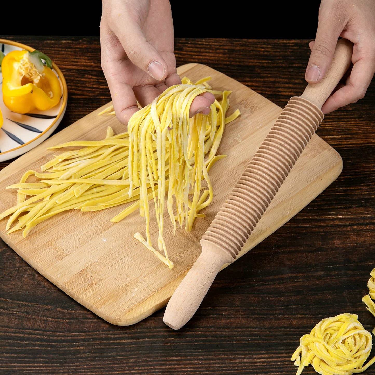 Beech Wood 3mm Spaghetti Pasta Cutter Noodle Lattice Roller Docker Dough Cutter Wooden Rolling Pin Spaghetti Pasta Maker Beechwood Noodle Cutter Rolling Pin Kitchen Cooking Tools