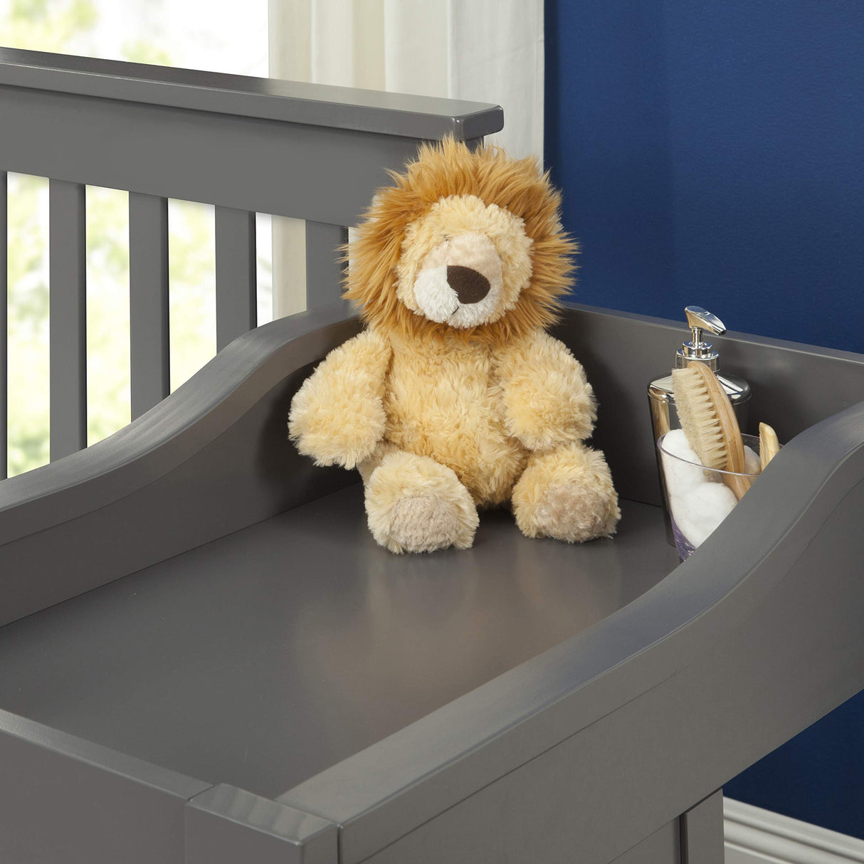 DaVinci Piedmont 4-in-1 Convertible Crib and Changer Combo in Slate DaVinci