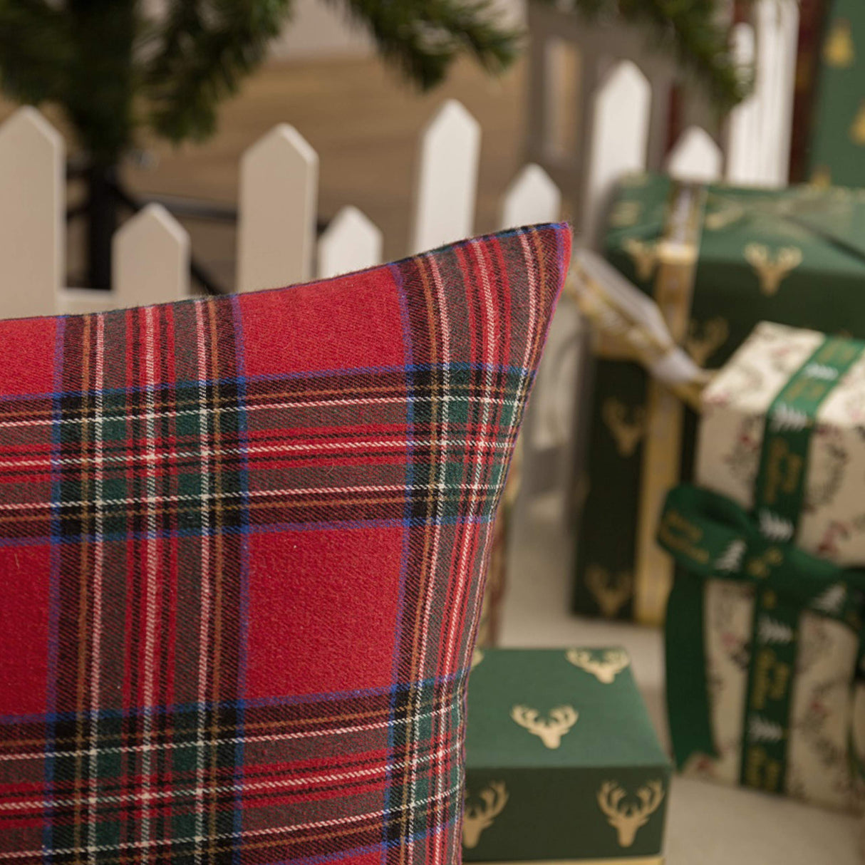AQOTHES Pack of 2 Christmas Plaid Decorative Throw Pillow Covers Scottish Tartan Cushion Case for Farmhouse Home Holiday Decor Red and Green, 18 x 18 Inches AQOTHES