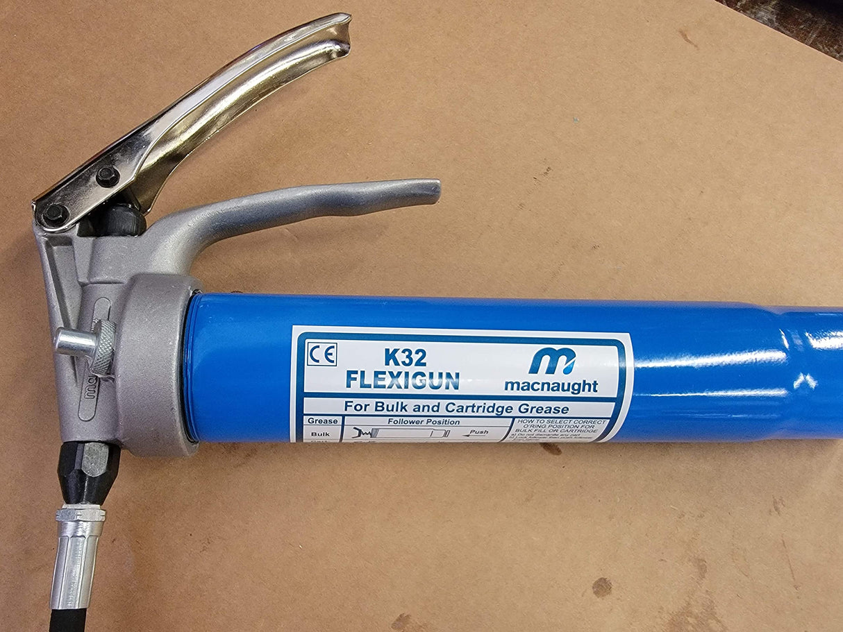 Macnaught Heavy Duty Pistol Grip Grease Gun with 10 Yr Warranty, Bulk fillable or 14oz. cartridge. 1/8 NPT Flex Connection x 12″ long, KY Supergrip three-jaw high-pressure coupler. No leak connection Macnaught