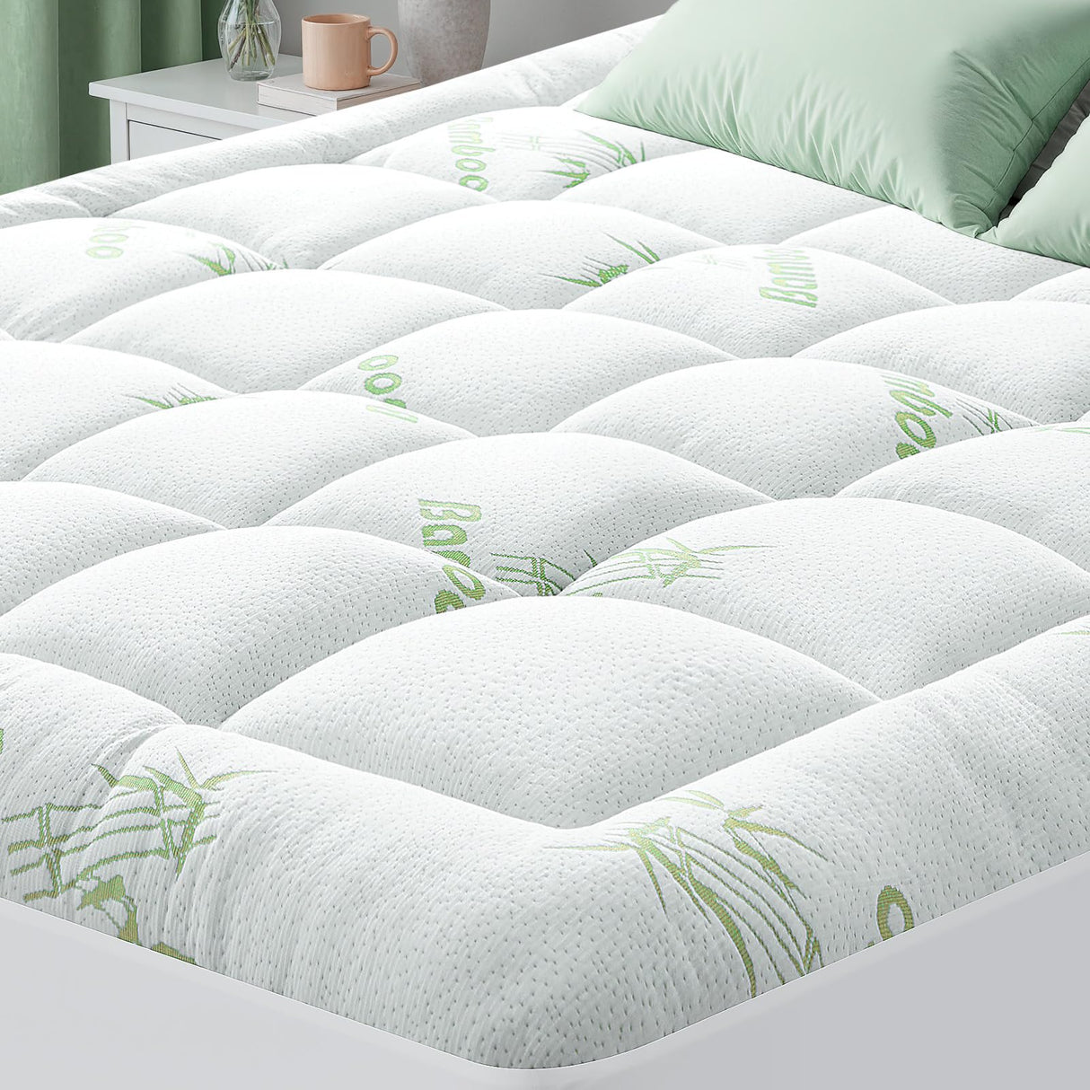 HYLEORY Mattress Topper Queen Size - Bamboo-Viscose Plush Pillow Top Mattress Pad, Thick Mattress Protector Cover Breathable Fluffy Soft Bed Topper with 8-21" Deep Pocket, Green HYLEORY