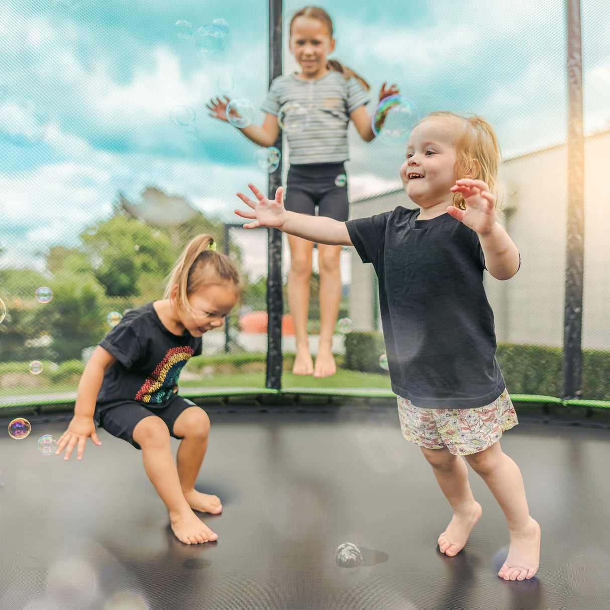 JumpFlex Large Round Recreational Backyard Trampoline & Net, 14 Foot Green/Black Jumpflex