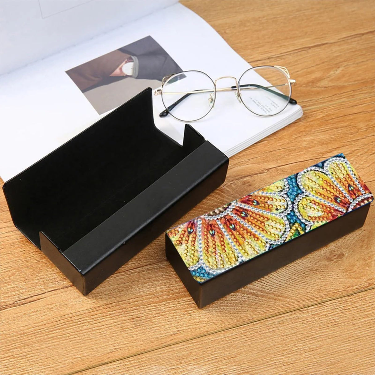 ARTopet Diamond Art Painting Eye Glass Case Portable Retro Sunglasses Glasses Storage Box Creative Design Anti-Stress DIY Handmade for Travel Sunglass Art Craft Gift-Sunflower ARTopet