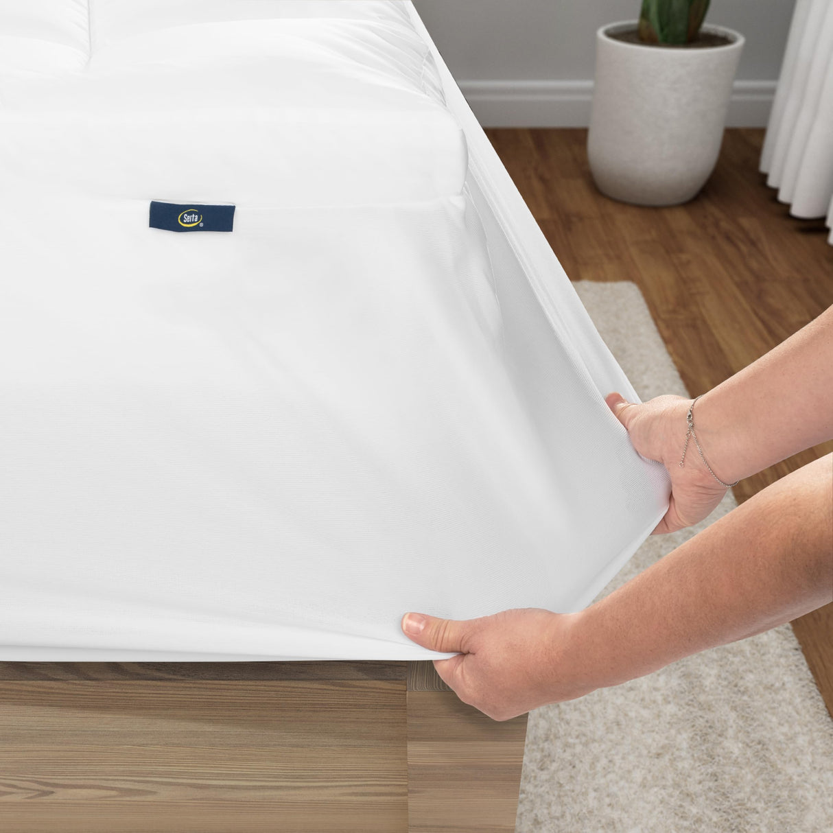 Serta Memory Flex Soft King Mattress Topper, 2" Pillow Top Mattress Pad, Cushioning Stain Resistant Mattress Protector with 15" Pocket for Secure Fit, Machine Washable, White Serta