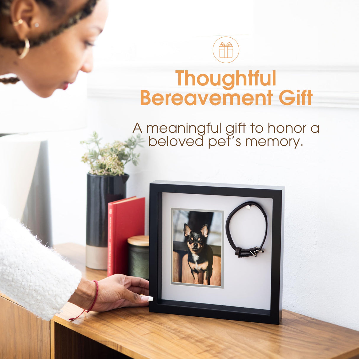 Pearhead Pet Collar Keepsake Picture Frame, Memorial Shadow Box, Wall Mountable Display, Bereavement Photo Frame for Dogs and Cats, Pet Loss Remembrance Gift, 4.5x6.5 Photo Insert, Black Pearhead