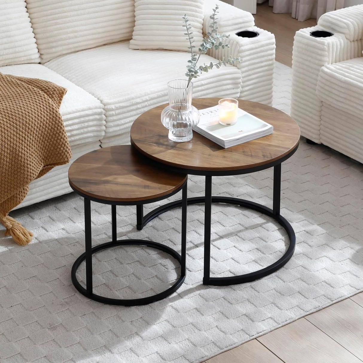 GUANGHONG Nesting Coffee Table Set of 2, Round Coffee Table w/Wood Grain Top, Modern Living Room Table with Sturdy Metal Frame, Industrial End Table Side Tables for Small Space Apartment (Black) GUANGHONG