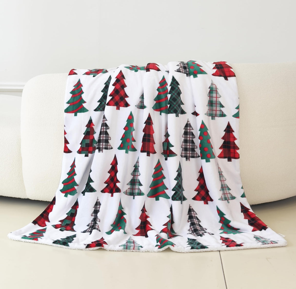 Elegant Comfort Reversible and Ultra-Plush Flannel Fleece-Winter Christmas Sherpa Throw- Lightweight Soft and Cozy-Holiday Decorative Throw, Perfect for Lounging, 50 x 60 inches, Plaid Christmas Tree Elegant Comfort