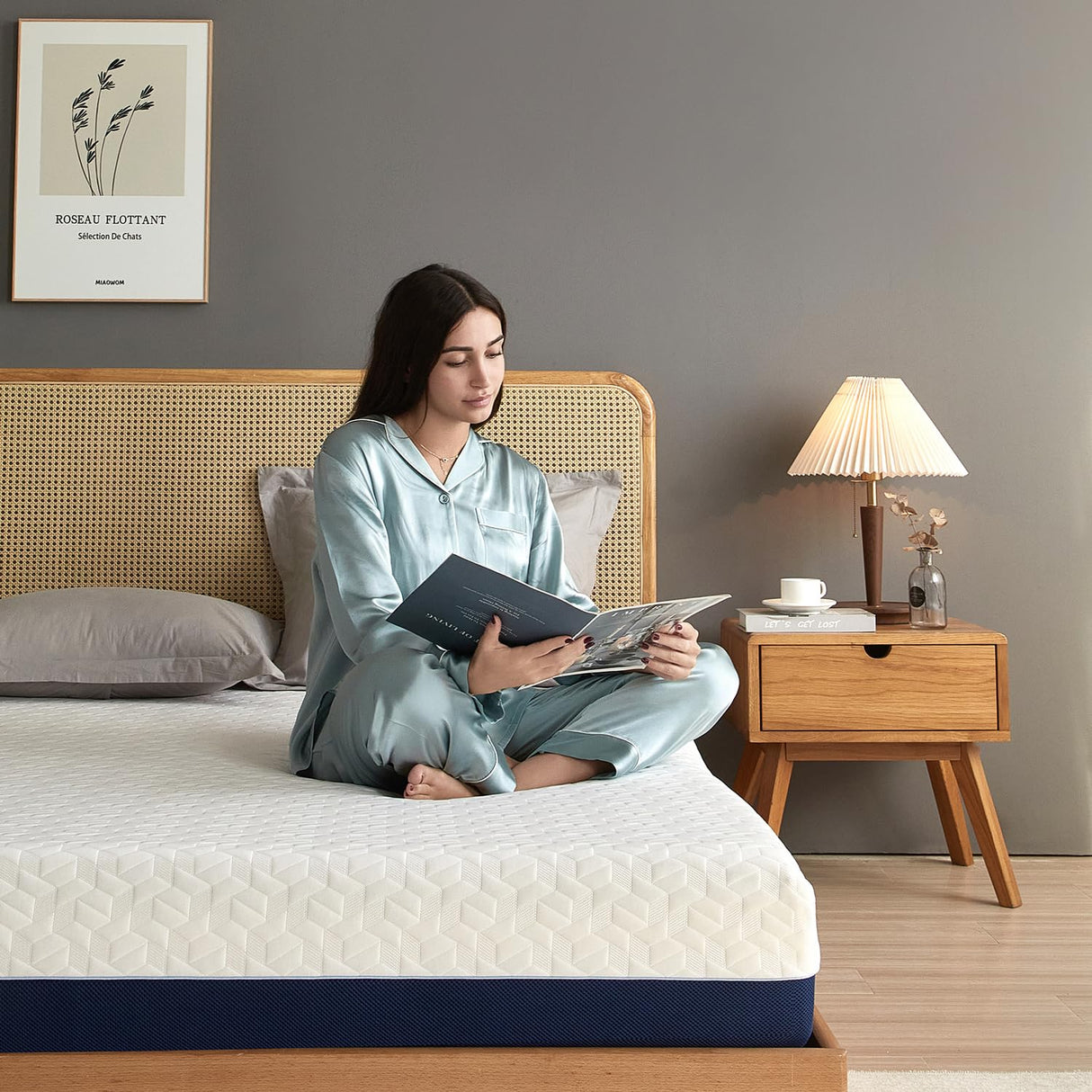 Schow Life 6 Inch Twin Mattress,Cooling Gel Memory Foam Mattress for Kids,Mattress in a Box,Breathable Cover Gel-Infusion for Cooler Sleep,Healthy and Safe,39" X 75" X6" (White&Navy, Twin) Schow Life