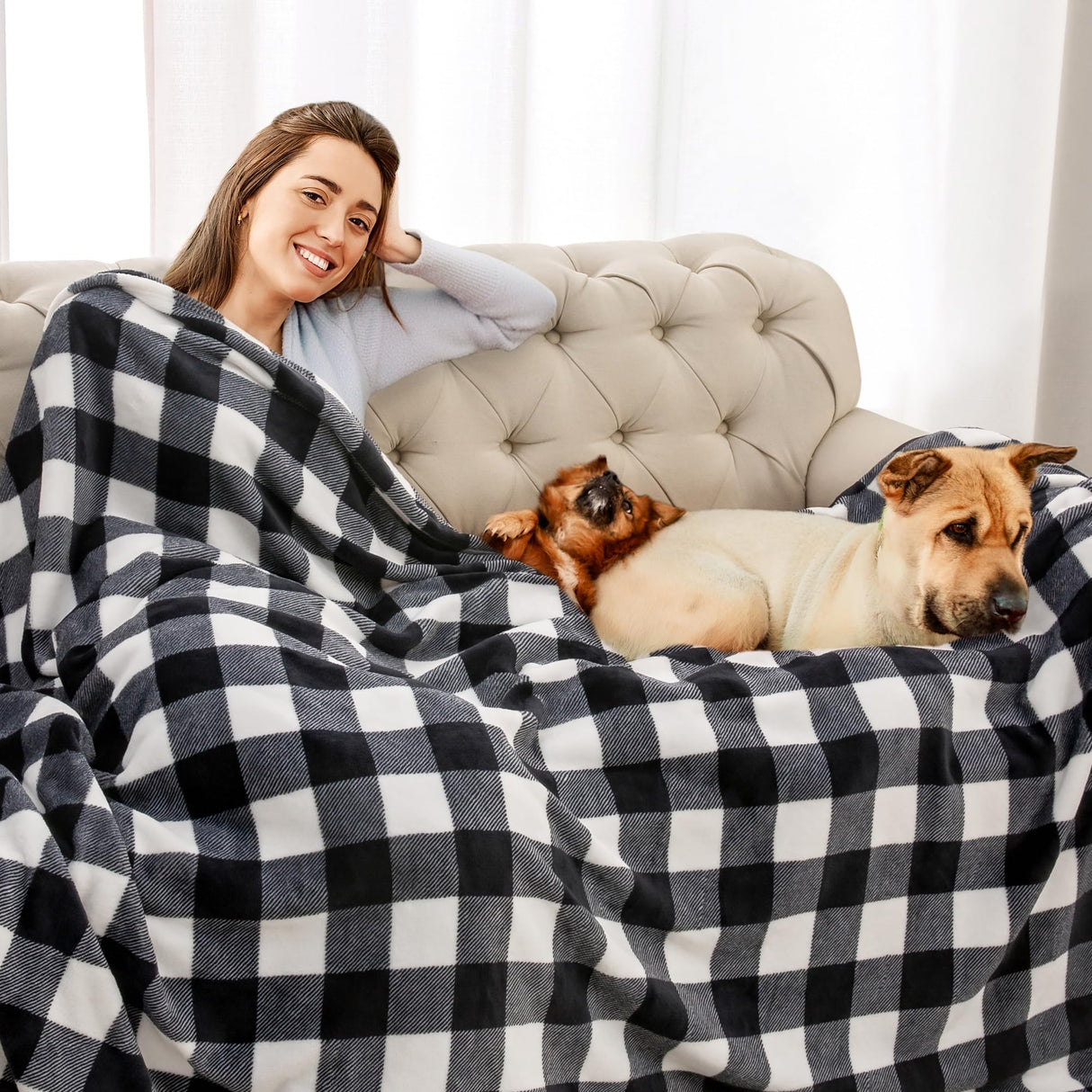 BEDELITE Plaid Fleece Throw Blanket for Couch, Black & White Checkered Flannel Blanket, Cozy & Soft Buffalo Plaid Decor Blanket for Women, Men, 50"x60" BEDELITE