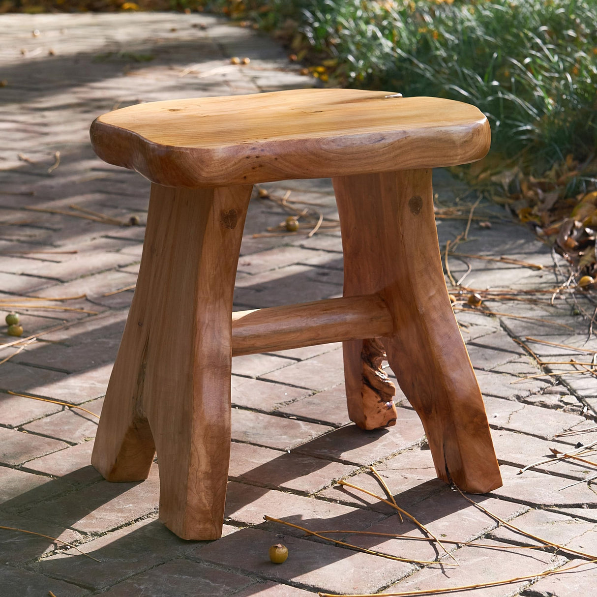 Greenage Cedar Roots Stool Naturally Shaped A-Leg, Medium, 15" x 12" x 13.8" H Wood Stump Side Table Stand Home Décor End Table Greenage