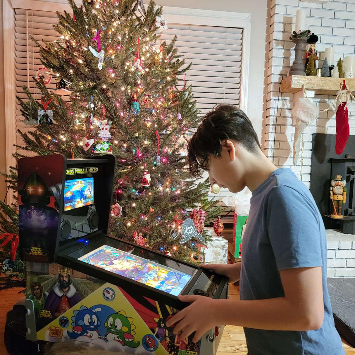 Legends Pinball Micro, Arcade Machine Console, Classic Retro Video Games, 50 Built in Licensed Pinball Games, Space Invaders, Bubble Bobble,Time Machine, WiFi, HDMI, Bluetooth AtGames