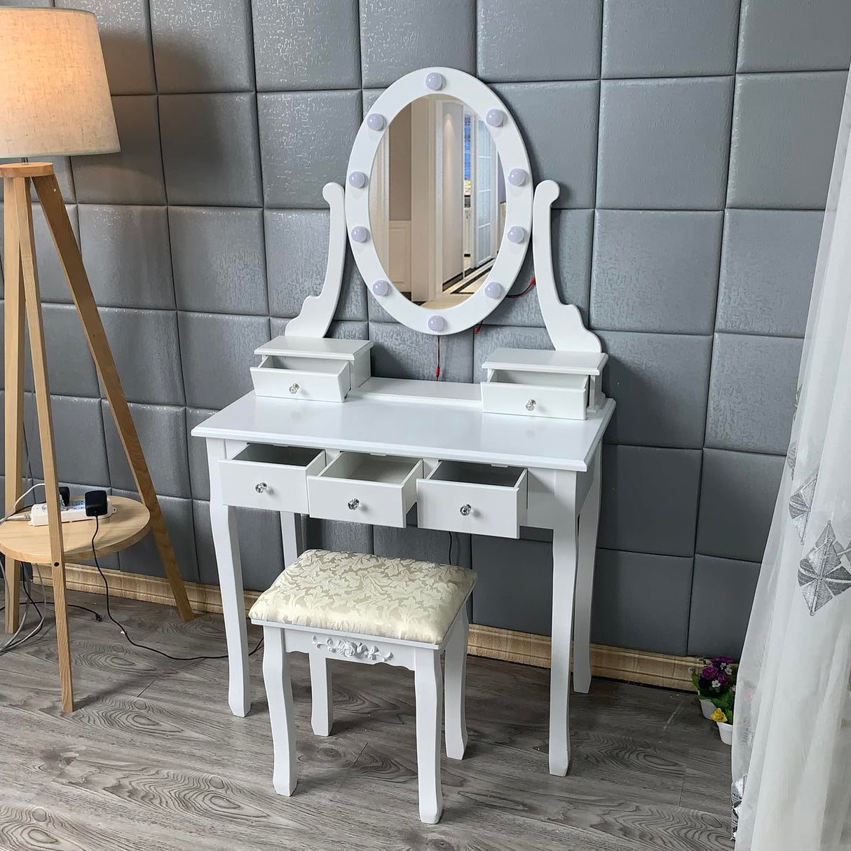 GIMMYFIVE Vanity Desk with Mirror and Lights, Wood Makeup Dressing Table with Oval Mirror & Stool,3 Colors Lighting Modes,Modern Bedroom Dressing Table with 5 Large Drawers for Kids Women Girls,White GIMMYFIVE