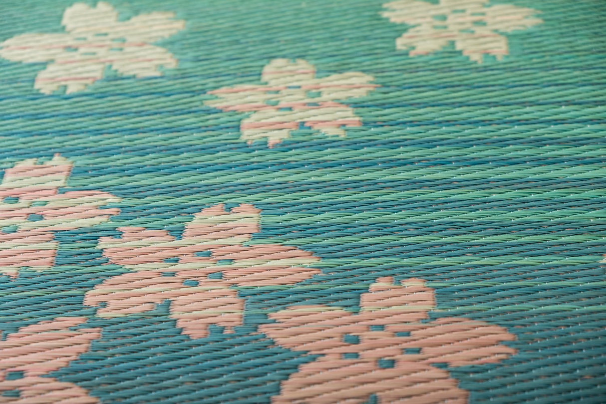 イケヒコ・コーポレーション IKEHIKO Non Slip 1/4-Inch Tatami Yoga Mat, Japanese Tatami Mat, Natural Relaxing Scent, Perfect for Pilates, Meditation, Made in Japan (Sakura-Fuji) イケヒコ・コーポレーション