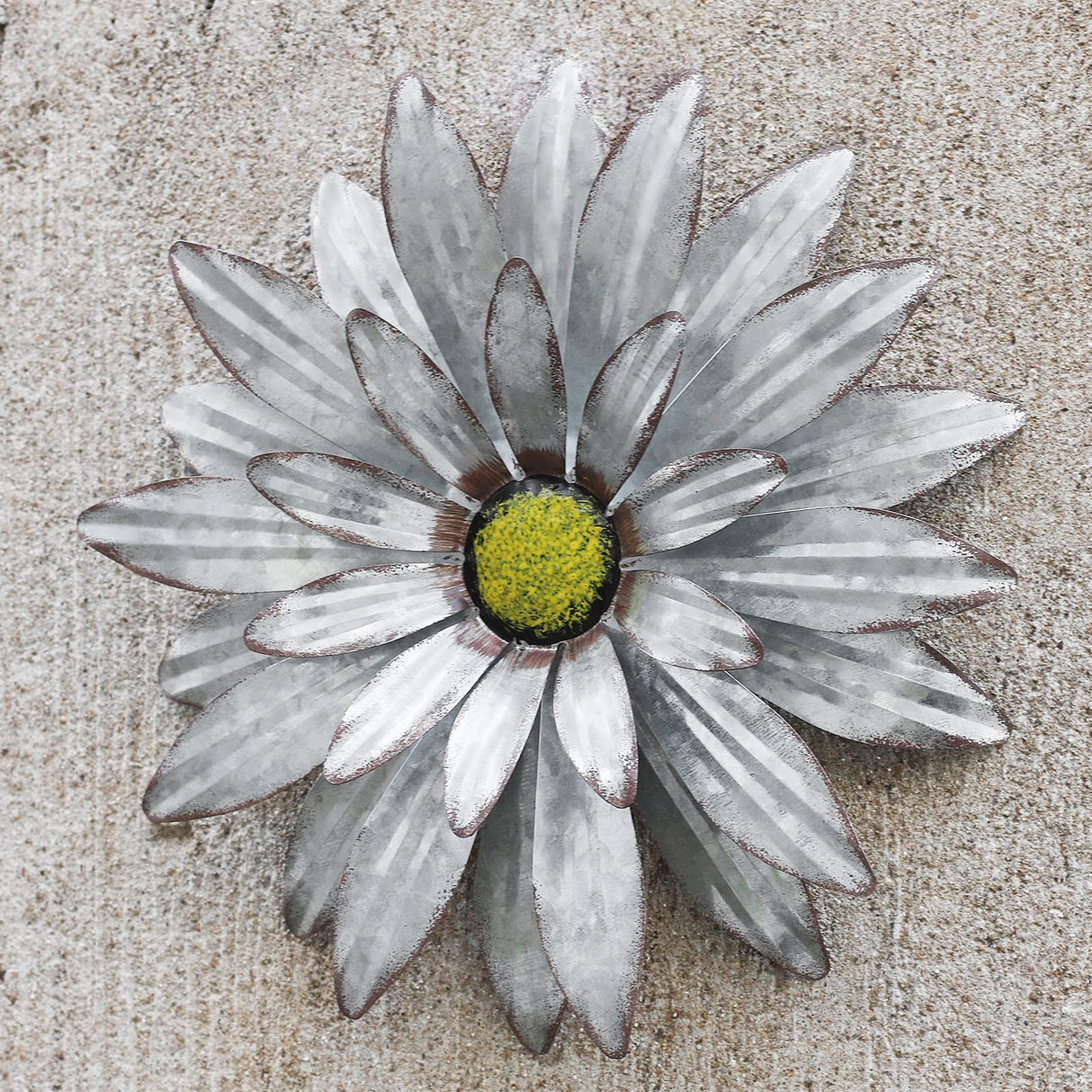 WKHOMEDECO Galvanized Farmhouse Metal Flowers Wall Decor Inspirational,Wall Decor Hanging for Indoor Outdoor Home Bedroom Living Room Office Porch Patio Garden Fence 13Inch,Handmade Gift, Set of 2 WKHOMEDECO