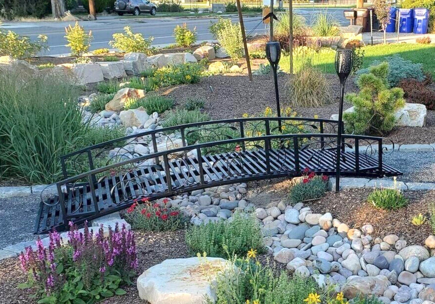 Kinfant Outdoor Metal Garden Bridge - 8 Ft Decorative Iron Landscape Bridge with 2 Safety Siderails, for Pond, Creek, Stream - WoodArtSupply