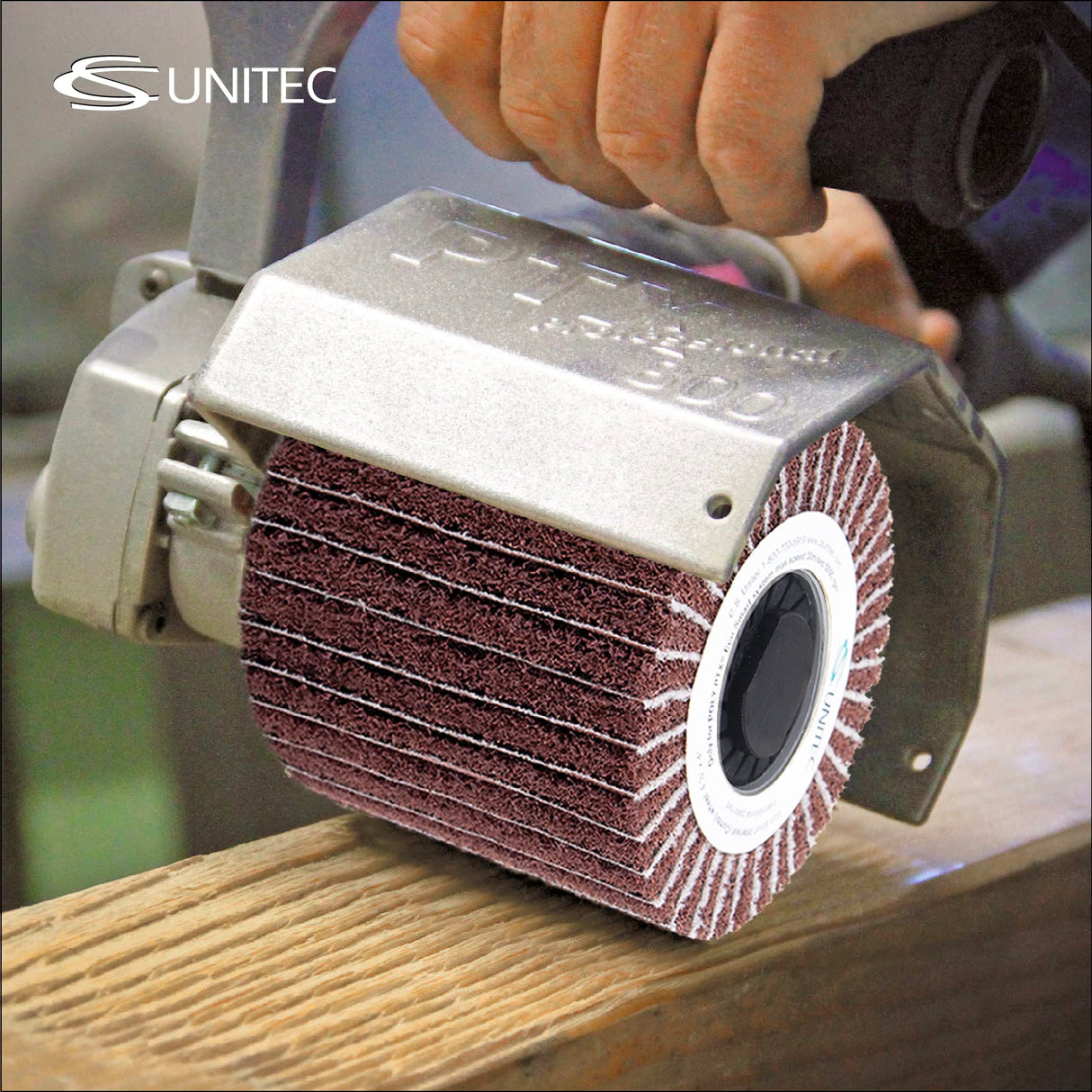 C.S. Unitec | PTX Interleaf Combi Wheel | 80 Grit Metal & Wood Buffer Polisher Machine Attachment for Grinder Tool | 4" Diameter x 4-1/8" Wide (47312) CS Unitec