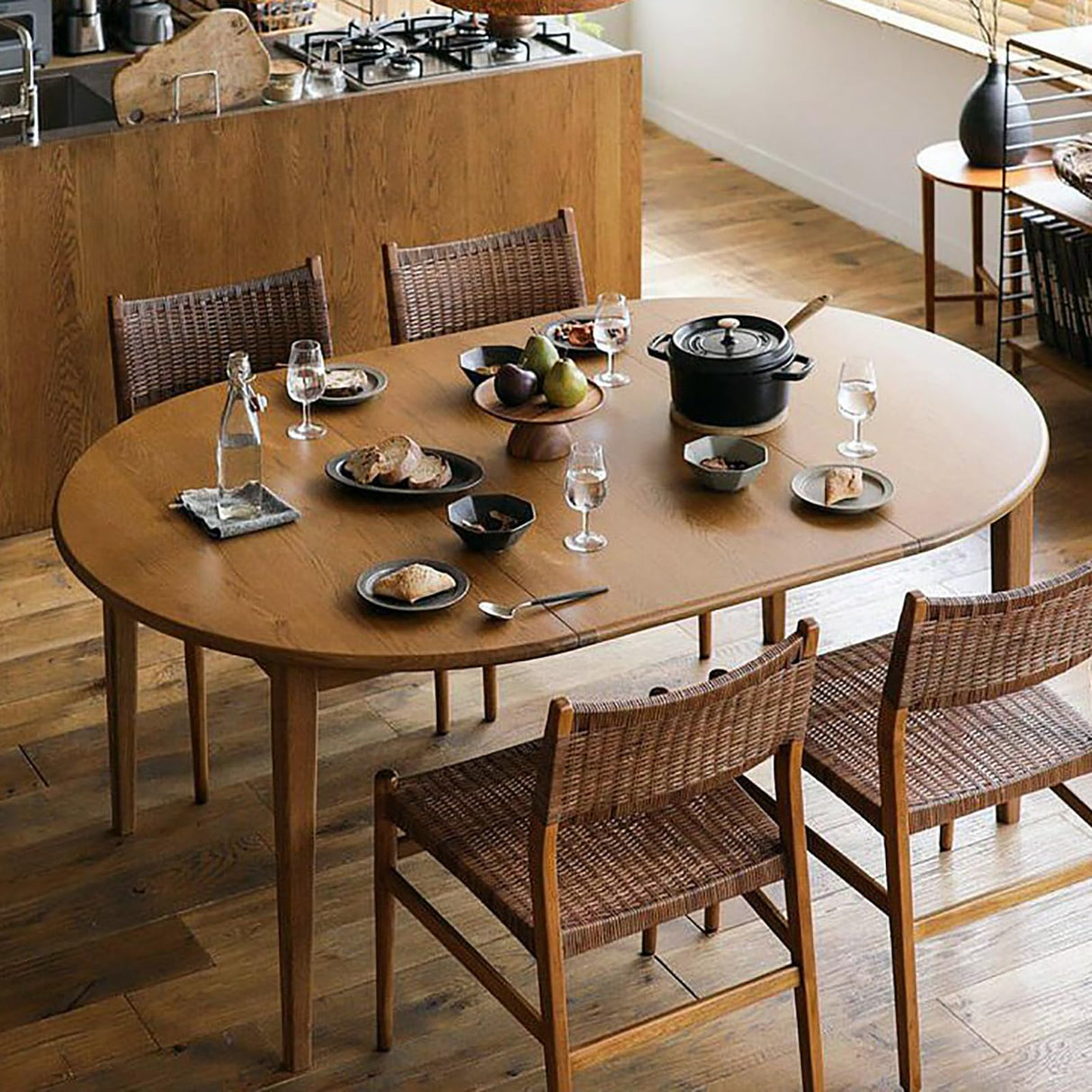 Lebolna Rubber Wood Dining Table,Creative Expandable,Round to Oval Dining Table for 2,4,6,8,10,Mid-Century Modern Solid Wood Kitchen Dining Room Table,Without Chairs(35.4"-51.1", Walnut) Lebolna