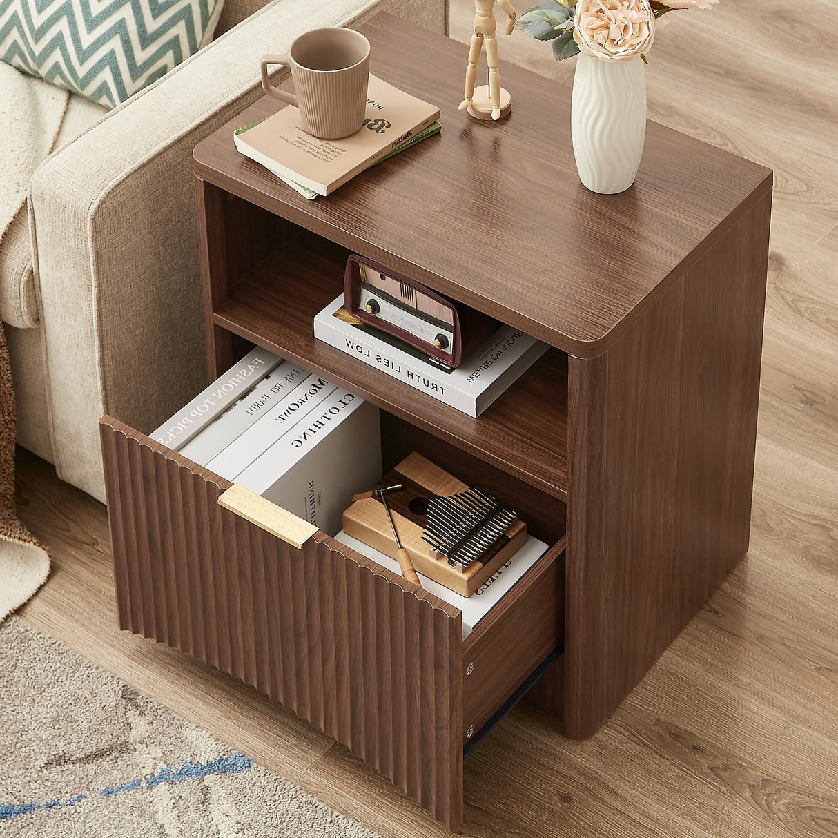 Evermagin Fluted Nightstand Set of 2, Walnut Bedside Table with Drawer and Storage, Wood Night Stand Mid Century Modern, Large End Table for Bedroom Evermagin