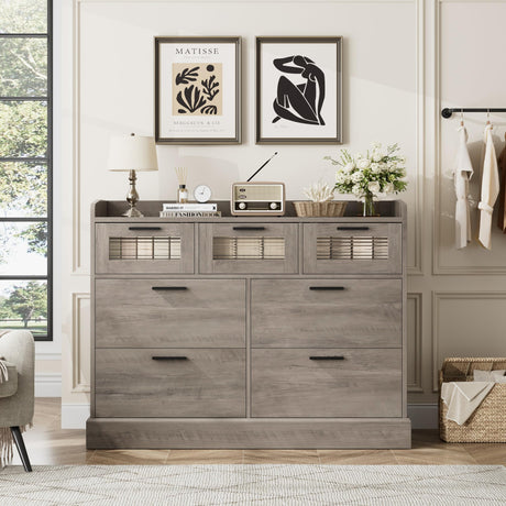 HOSTACK Modern 7 Drawer Double Dresser, Wide Chest of Drawers with Fence, Wood Storage Organizer with Metal Handle & Fluted Glass, Accent Storage Cabinet for Living Room, Entry, Ash Gray HOSTACK