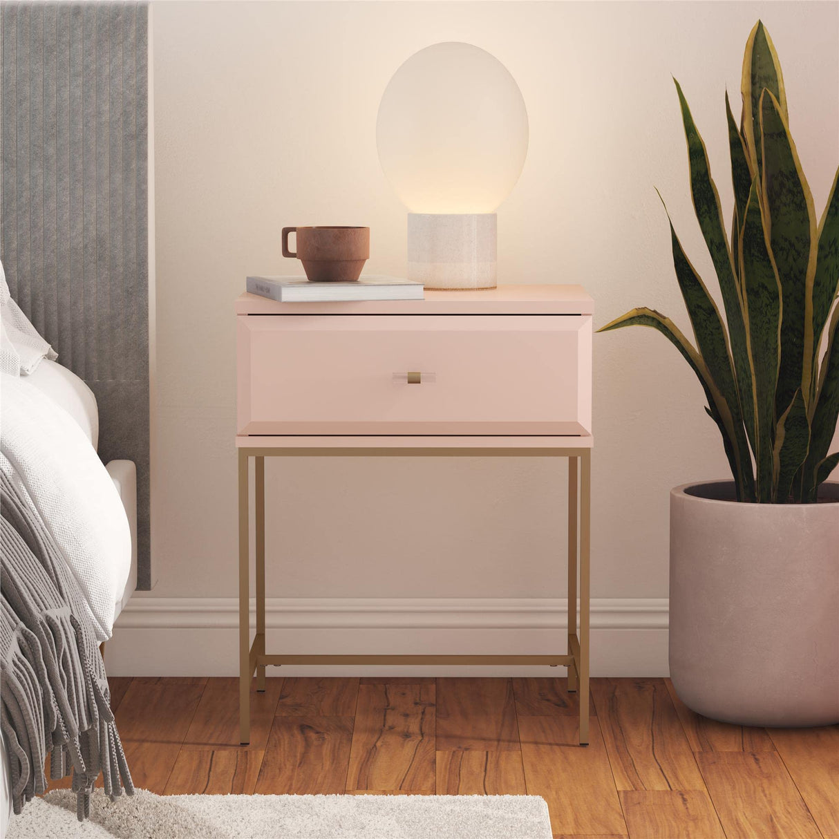 Mr.Kate Effie Nightstand, Pink Mr. Kate