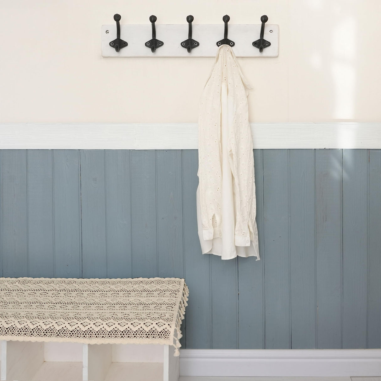 WEBI Rustic Coat Rack Wall Mount,5 Cast Iron Hooks,Coat Hooks Wall Mounted,Heavy Duty Antique Vintage Hooks for Hanging Coats,Jacket,Clothes,Black on White WEBI