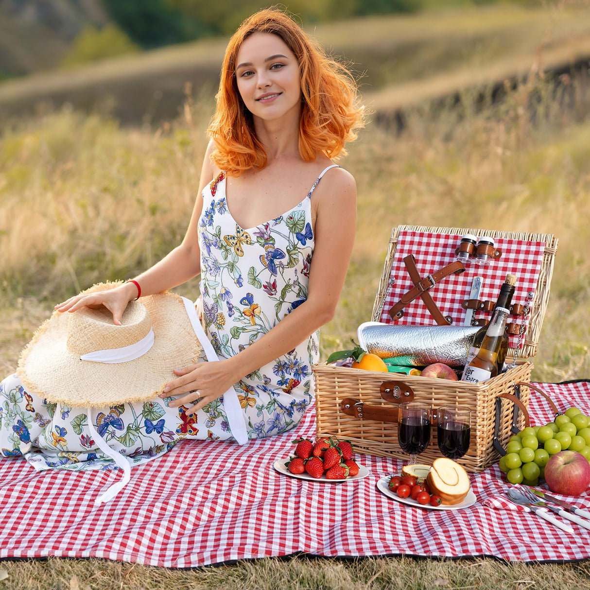 HappyPicnic Picnic Basket Set for 2 - Wicker Picnic Basket with Waterproof Blanket & Insulated Liner, Large Handmade Willow Hamper with Cutlery Kit for Outdoor, Picnic, Camping, Party, Holidays (Red) HappyPicnic