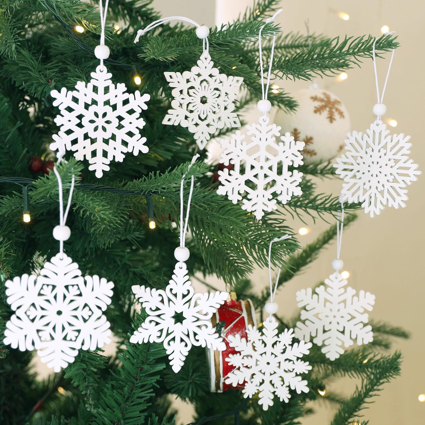 16 Pieces White Snowflakes Ornaments 3inch Wooden Snowflake Christmas Ornament for Winter Home Tree Garland Christmas Decoration Holiady Crafts 8 Styles