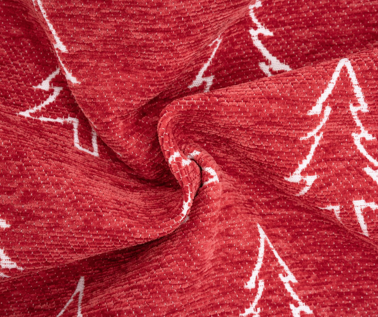 2 Pack Christmas Pillow Covers 18x18, Chenille Double-Sided Snowflake & Christmas Tree Decorative Throw Pillow Cases, Soft Farmhouse Holiday Cushion Covers for Sofa Couch Bed(Red,18x18) Auomily