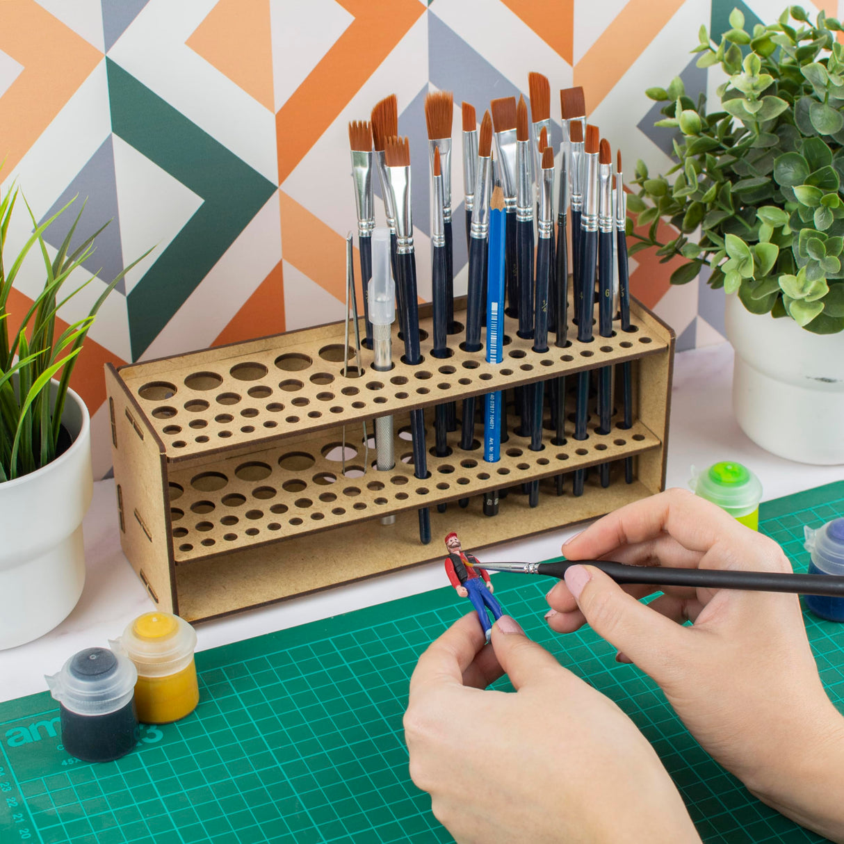 PROSCALE Paint Brush holder. Large Capacity Paint brush organizer and Art Supply Organizer kit for table and wall miniatures modeling crafts PROSCALE