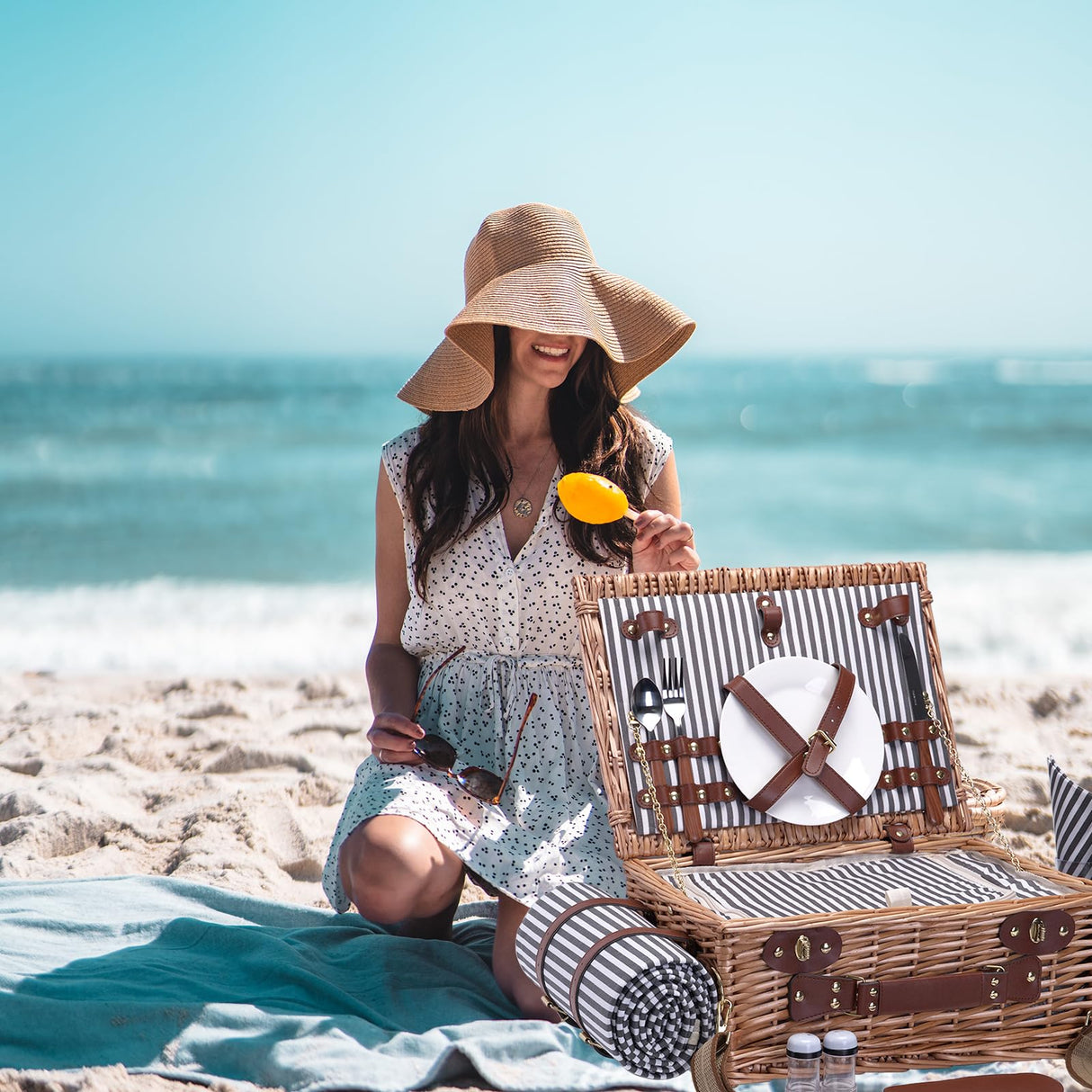 Picnic Basket with Blanket and Wine Pouch for 2 Wicker Picnic Set with Insulated Liner Cooler Bag Hamper for Camping,Wedding - Stripes SatisInside
